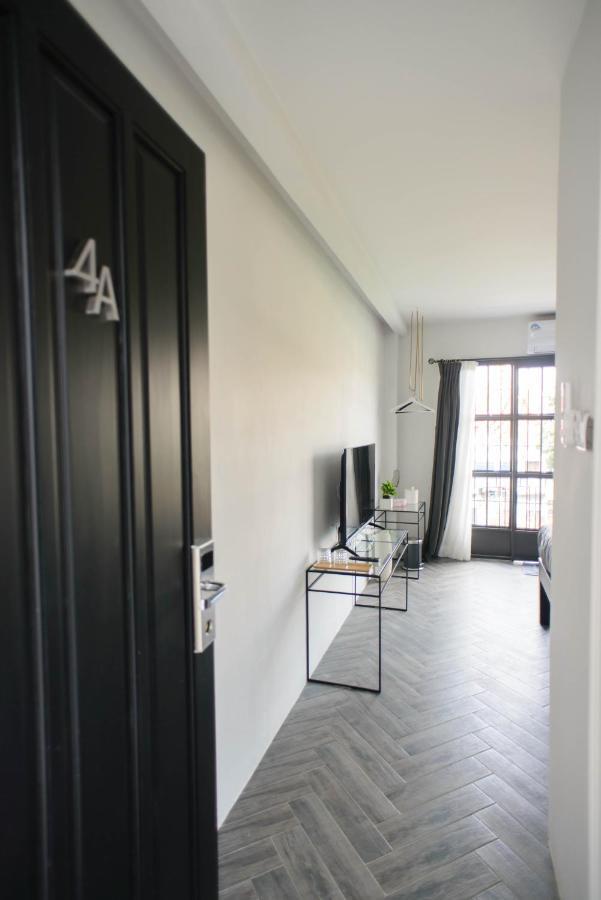 87 Oldtown At River Pier Банкок Екстериор снимка